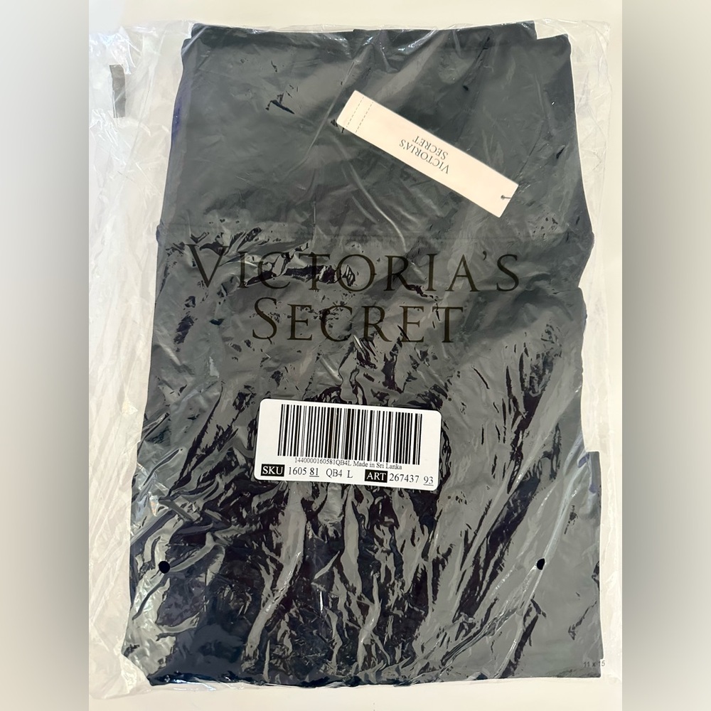 Victoria’s Secret Black Biker Shorts L NWT Mesh Detail - Picture 3 of 3